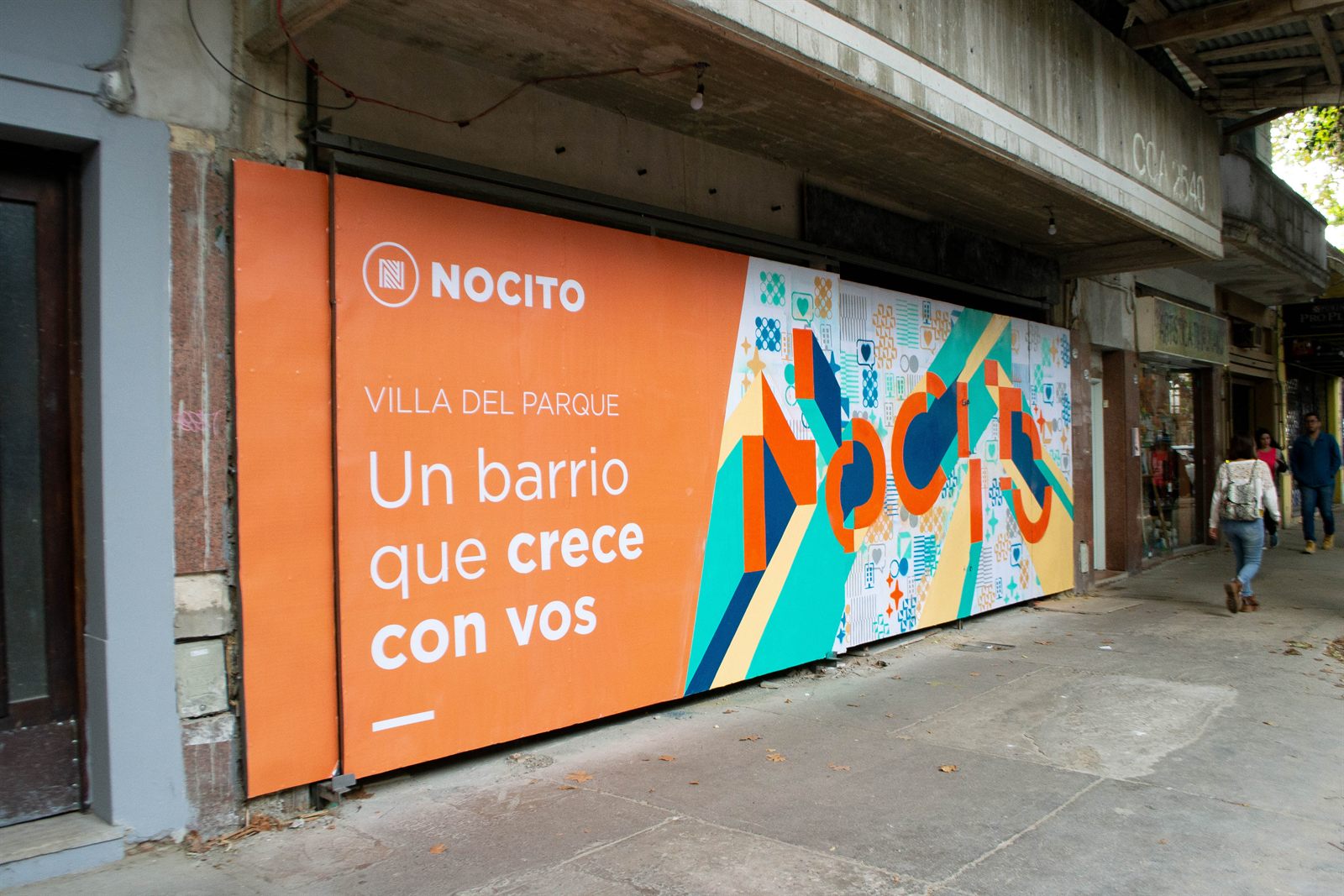 Mural Un barrio que crece con vos, Cuenca 2540